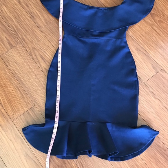 Lulu’s Navy Blue Off-The-Shoulder Ruffle Bodycon Dress Size Small - Picture 7 of 7